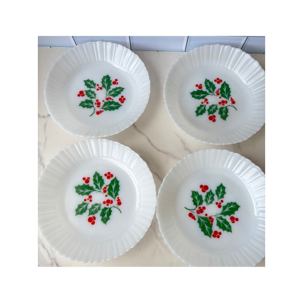 Termocrisa Crisa Mexico Milk Glass Holly Berry Christmas Bowls 4 Pc White